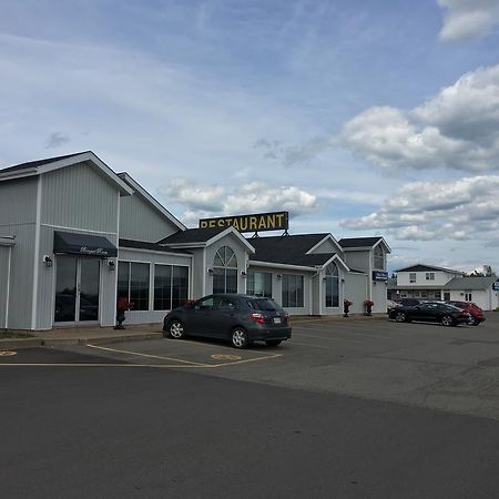 Fairway Inn Sussex Exterior foto